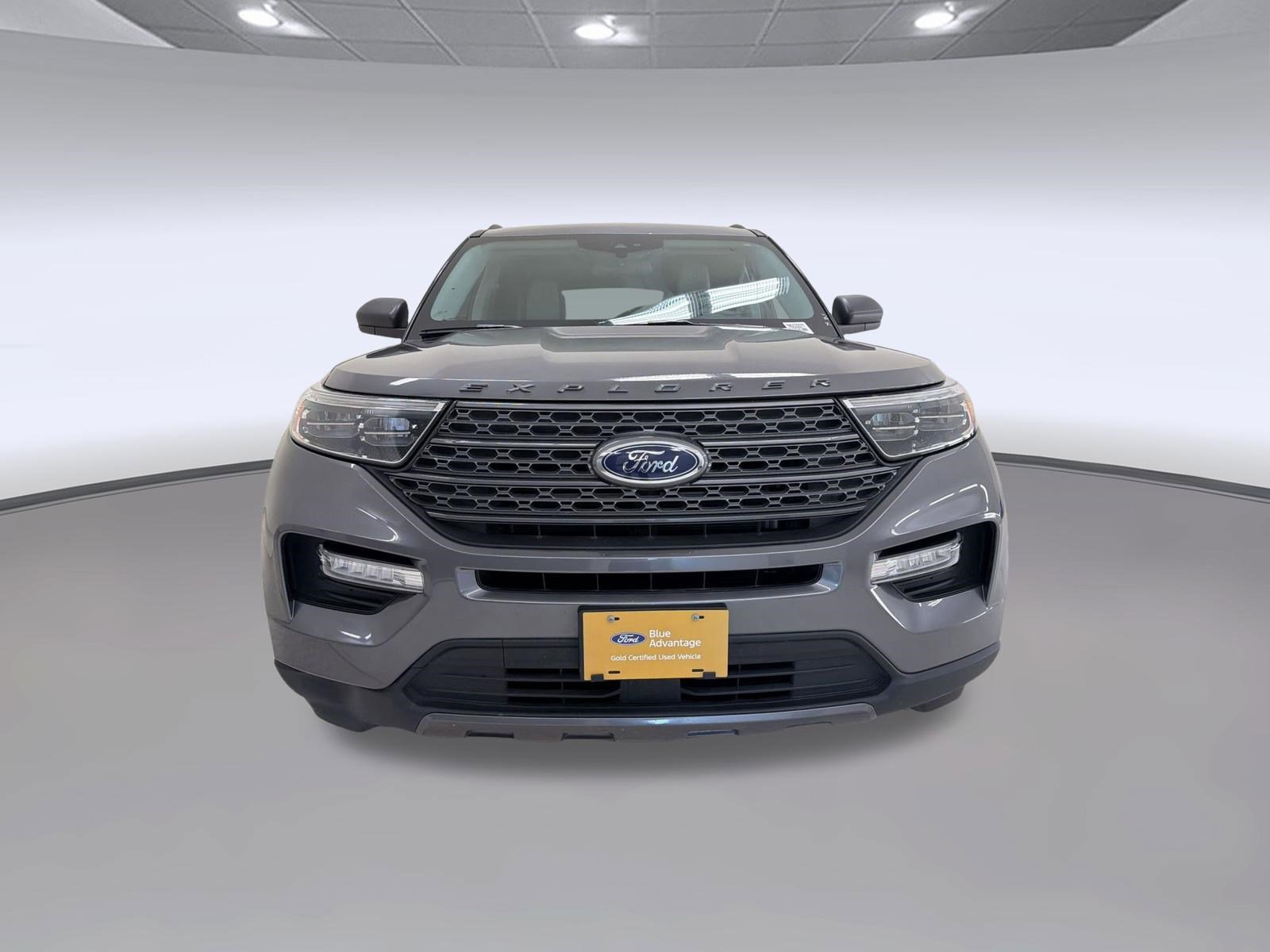 Certified 2021 Ford Explorer XLT w/ Equipment Group 202A RWD image 6
