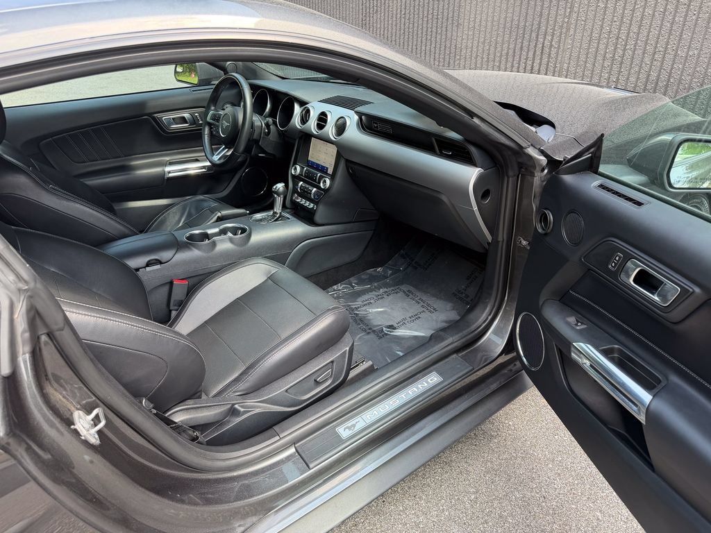 Certified 2020 Ford Mustang GT Premium w/ Black Accent Package RWD image 19