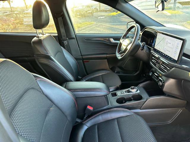 Certified 2024 Ford Escape ST-Line w/ Tech Pack #1 FWD image 22