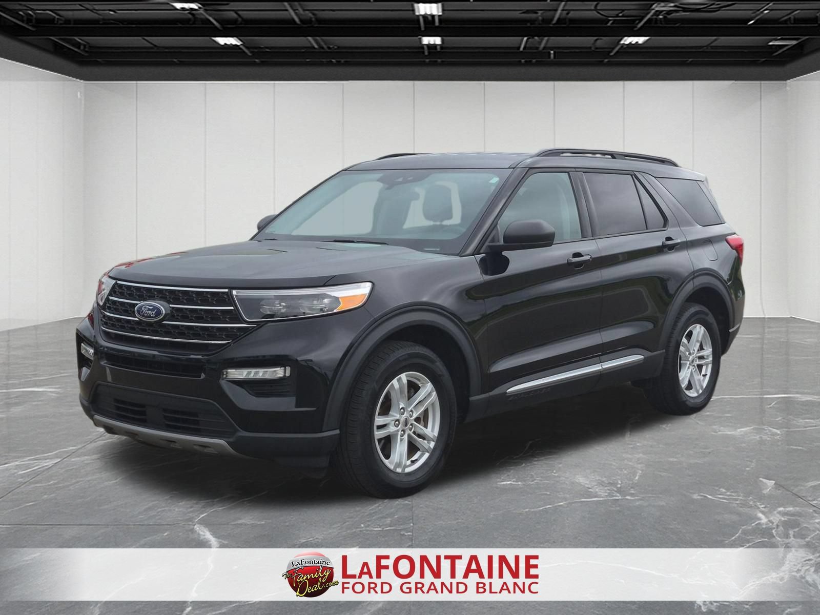 Certified 2024 Ford Explorer XLT w/ Equipment Group 202A