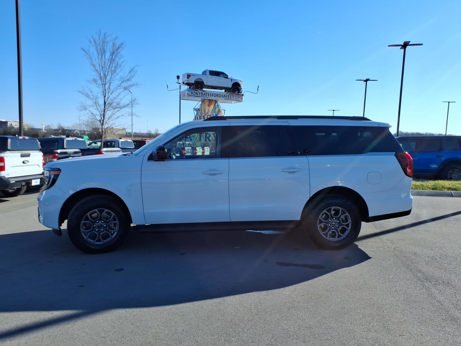 Certified 2025 Ford Expedition Max Active image 2