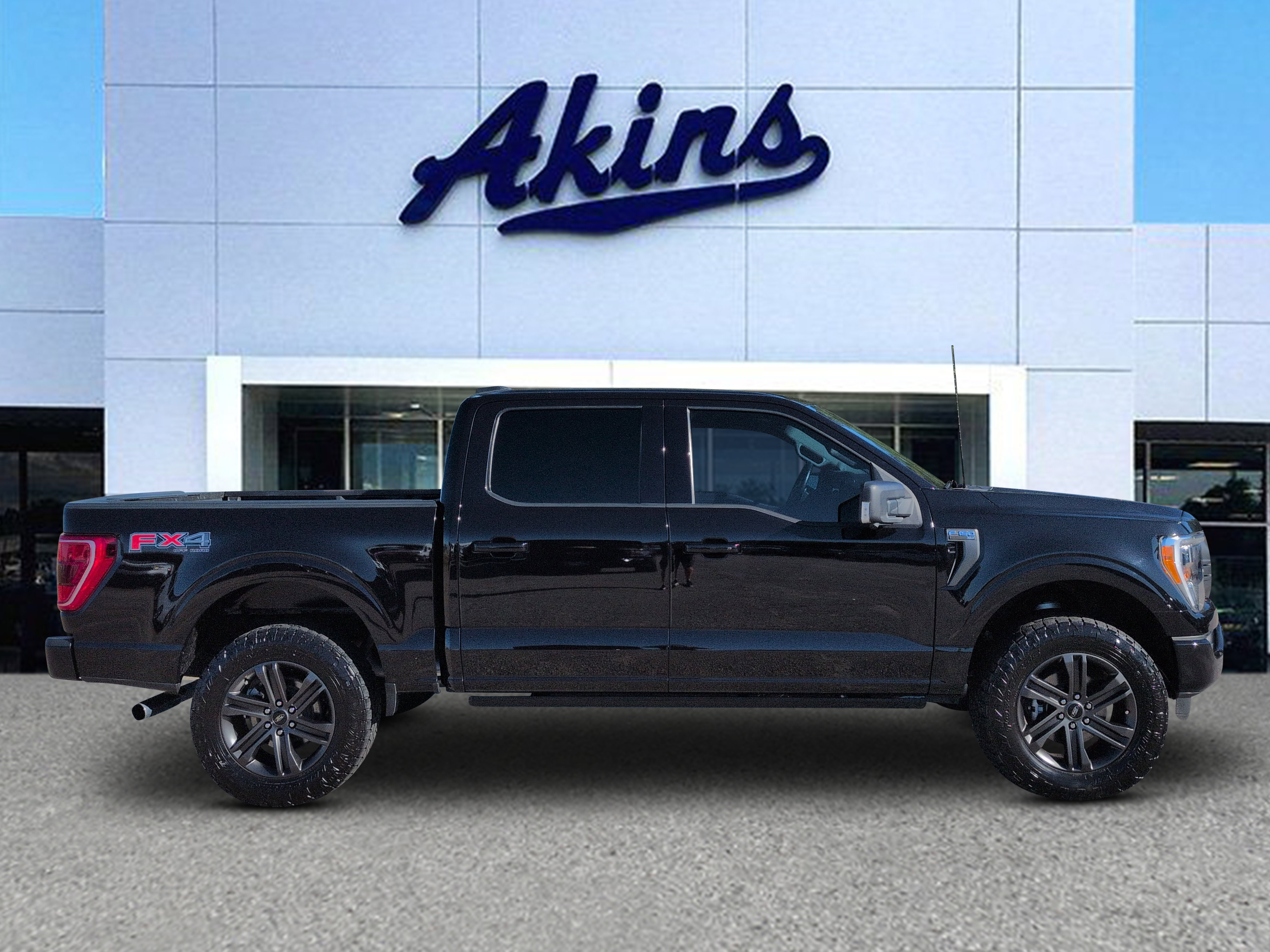 Certified 2022 Ford F150 XLT w/ Equipment Group 302A High