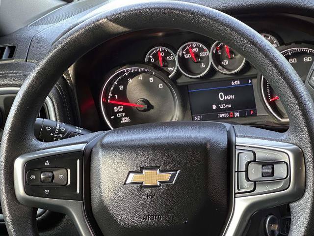 Used 2020 Chevrolet Silverado 1500 LT AWD/4WD image 15