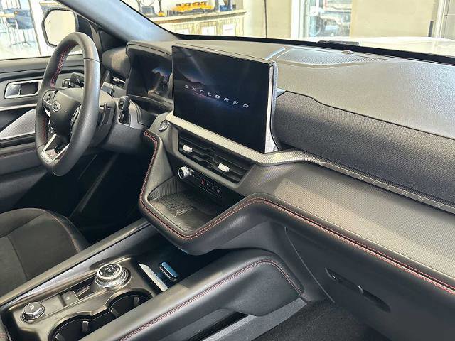 Certified 2025 Ford Explorer ST image 29