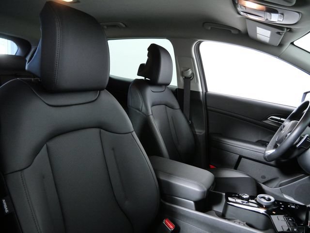Used 2025 Kia Sportage EX AWD/4WD image 10