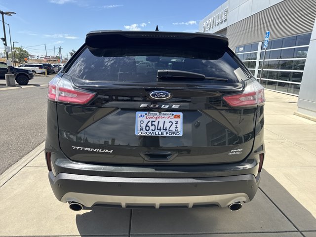 Certified 2024 Ford Edge Titanium AWD/4WD image 4