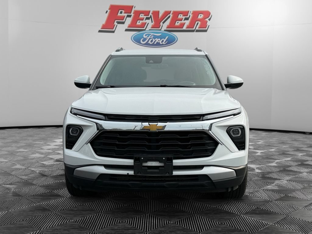Used 2025 Chevrolet TrailBlazer LT AWD/4WD image 8
