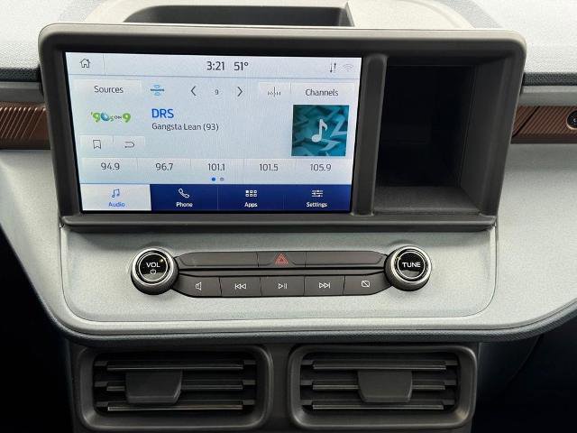 Certified 2022 Ford Maverick Lariat w/ Lariat Luxury Package AWD/4WD image 15