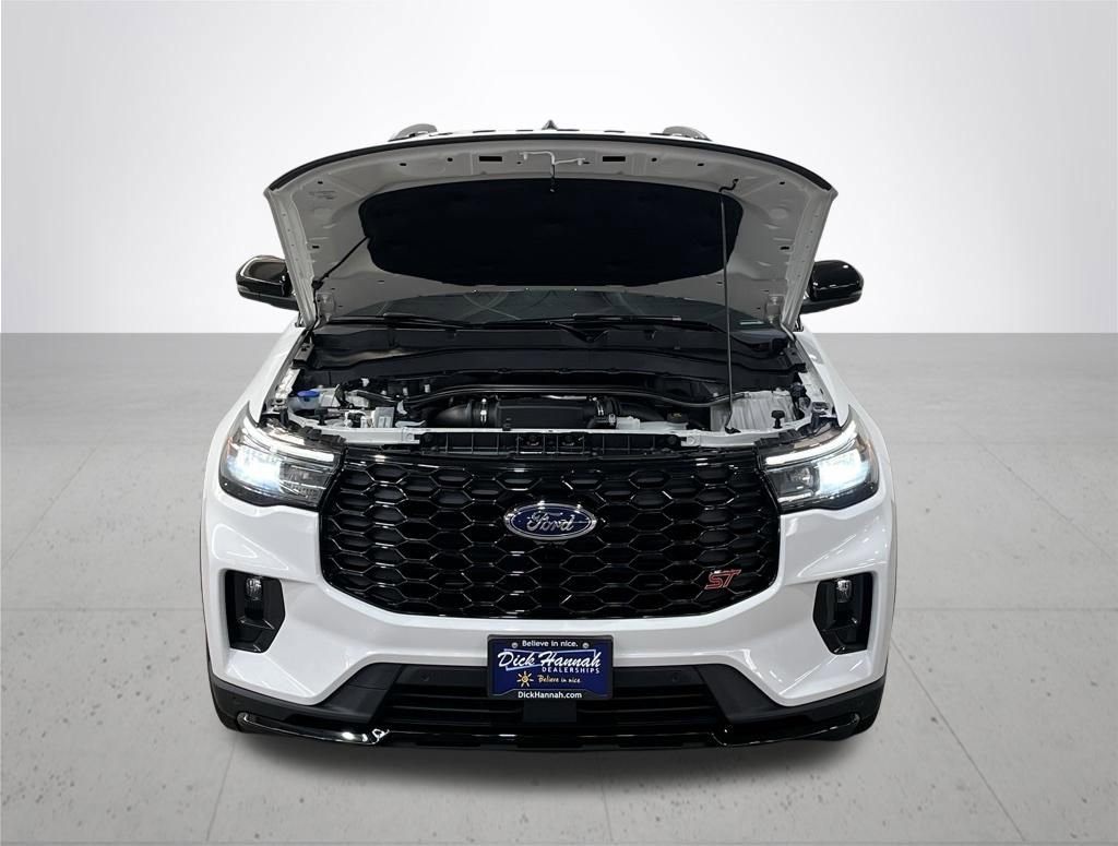 Certified 2025 Ford Explorer ST w/ Sun And Sound Package image 6