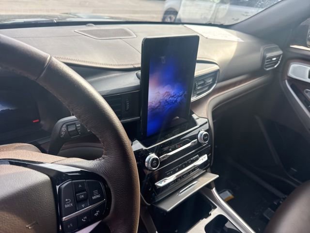 Certified 2024 Ford Explorer King Ranch w/ Technology Package image 12