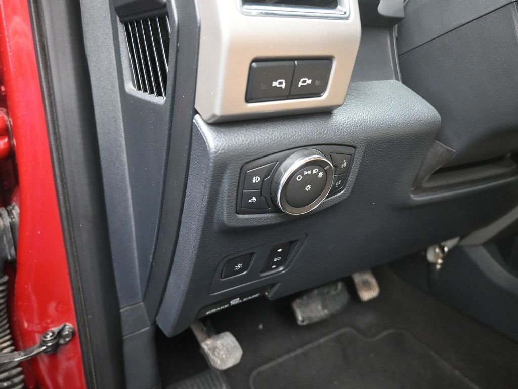 Certified 2022 Ford F250 Lariat w/ Lariat Ultimate Package image 19