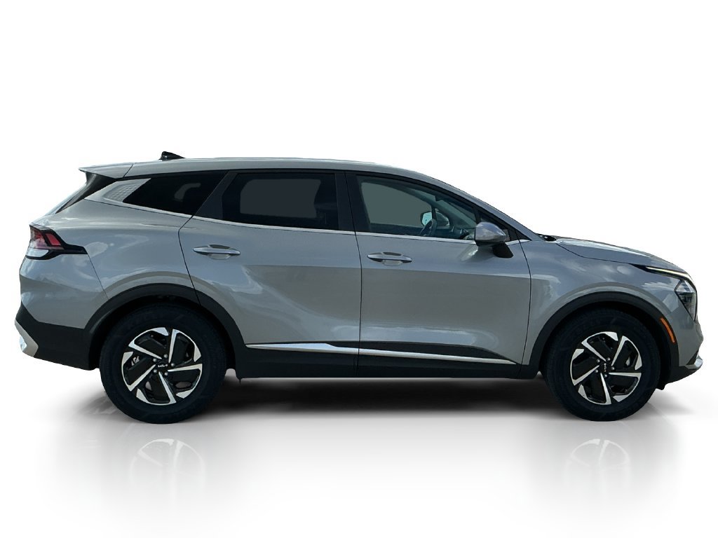 Used 2024 Kia Sportage LX FWD image 9