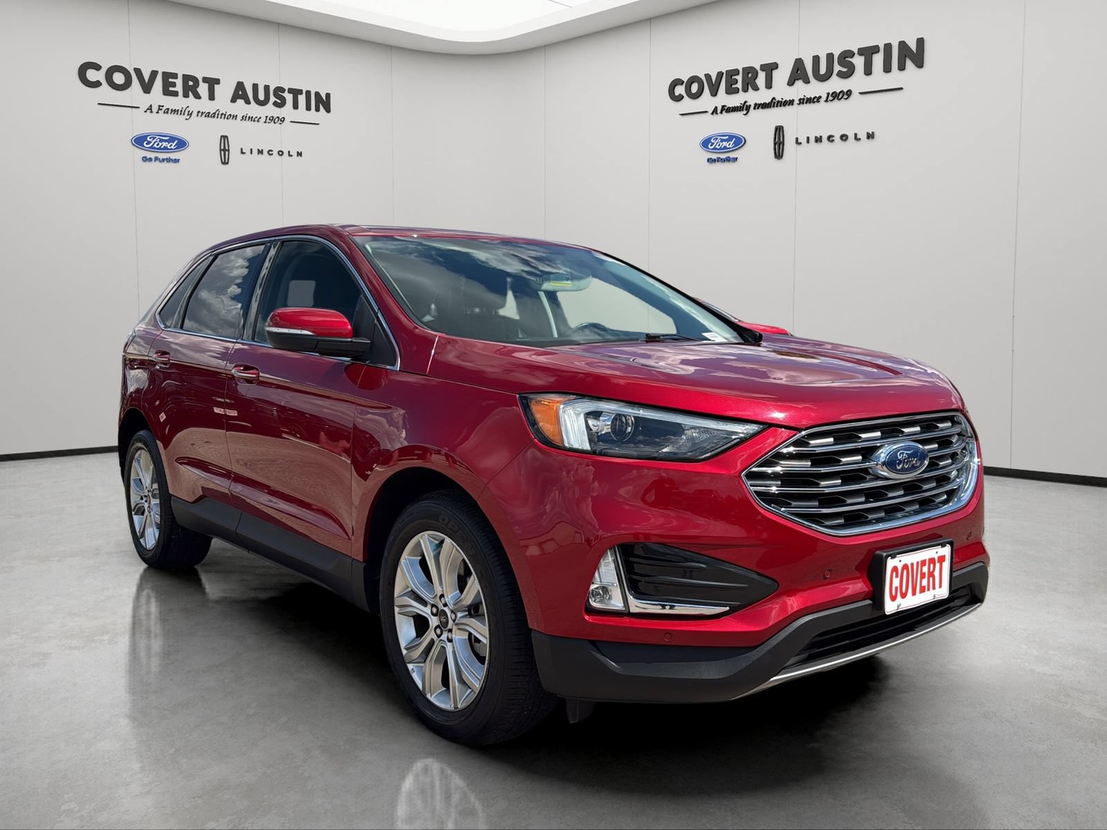 Certified 2023 Ford Edge Titanium AWD/4WD image 7