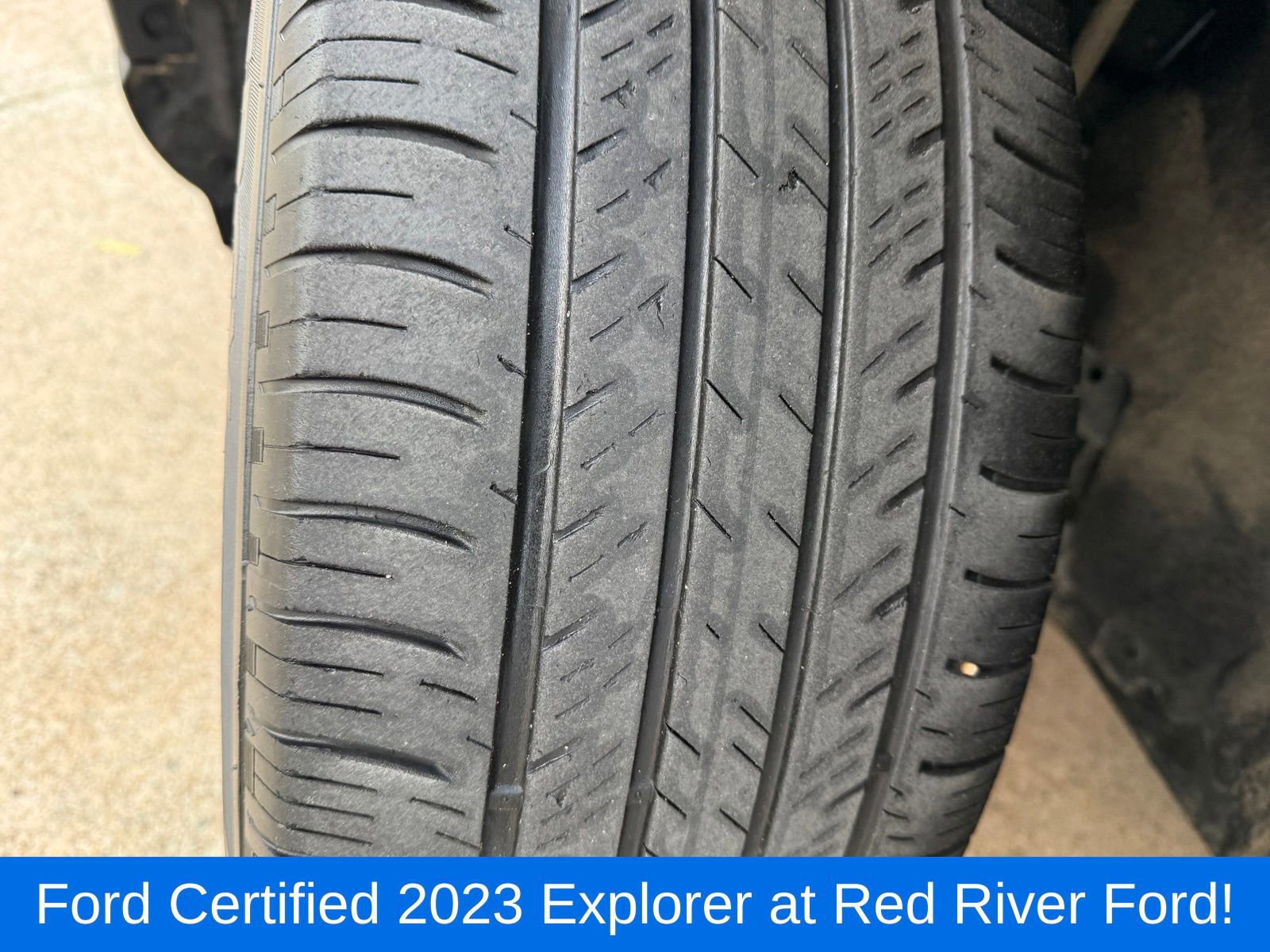 Certified 2023 Ford Explorer XLT image 10