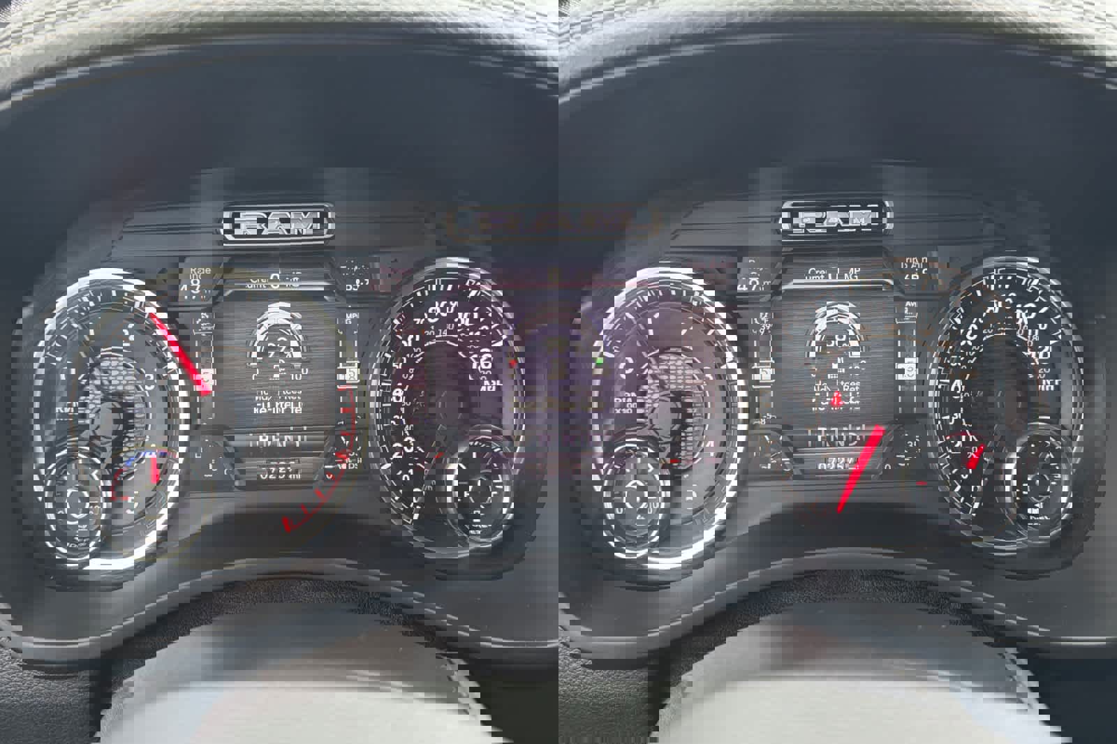 Used 2019 RAM 3500 Laramie image 22