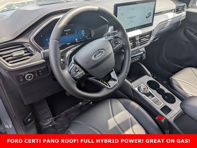 Certified 2025 Ford Escape Platinum w/ Premium Technology Package FWD image 10