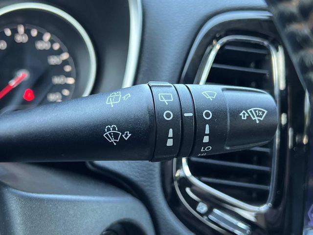 Used 2019 Jeep Compass Limited AWD/4WD image 29