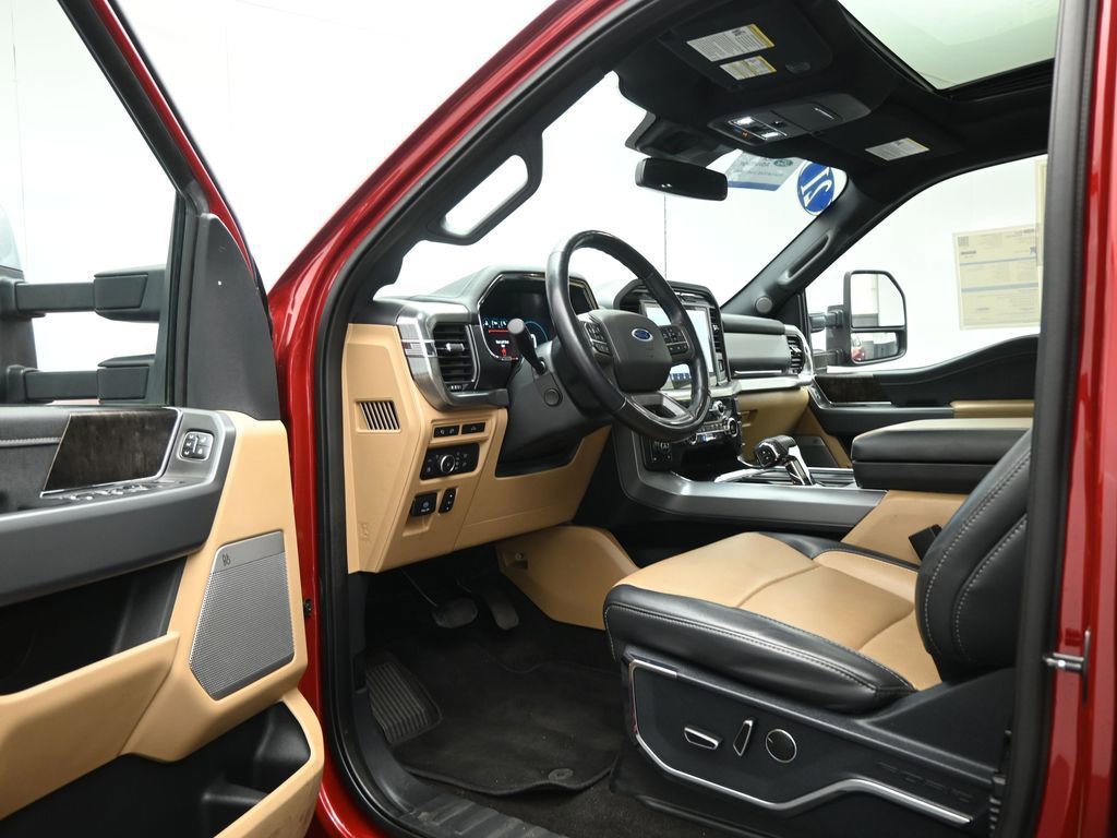 Certified 2021 Ford F150 Lariat w/ Equipment Group 502A High image 34