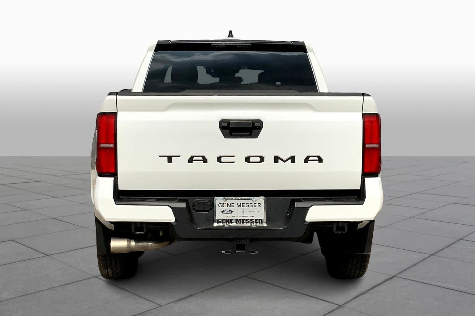 Used 2024 Toyota Tacoma SR5 RWD image 5