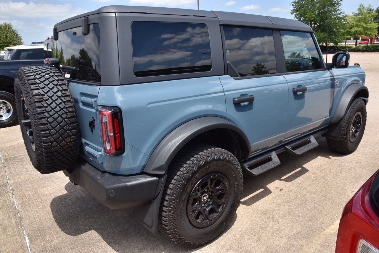 Certified 2023 Ford Bronco Wildtrak AWD/4WD image 6