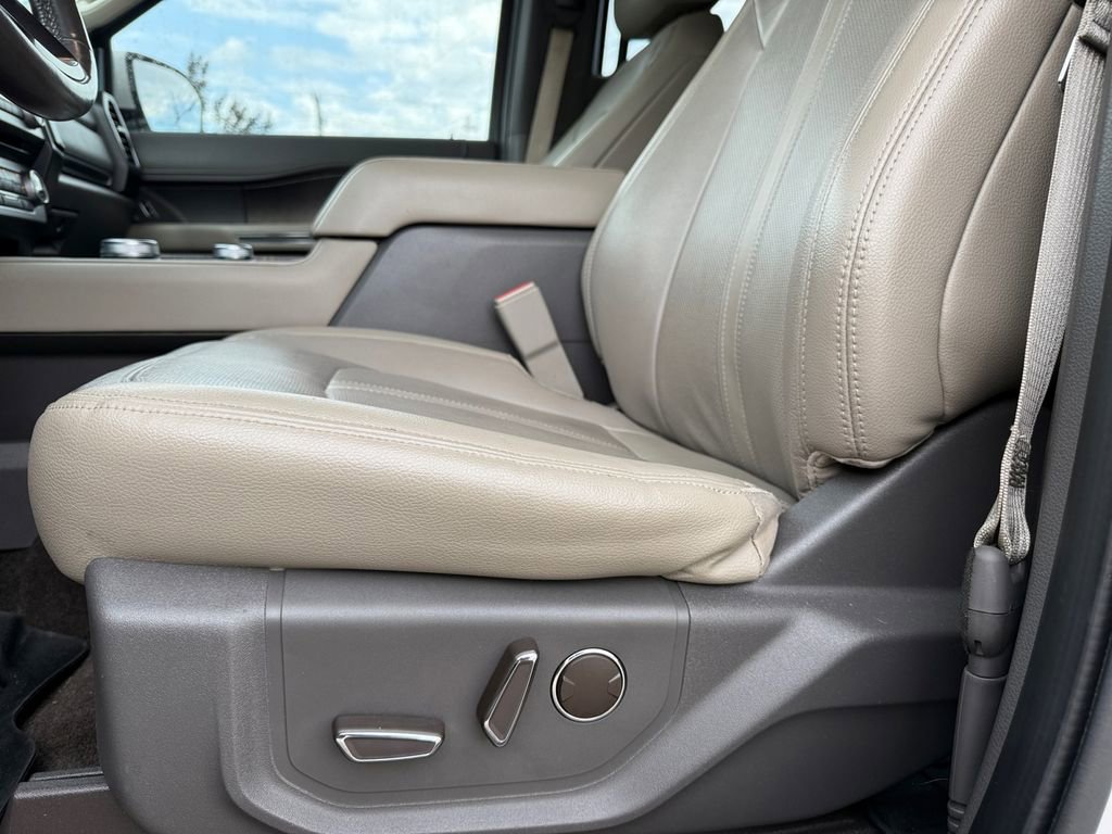 Certified 2018 Ford Expedition Max Limited w/ Equipment Group 302A AWD/4WD image 23