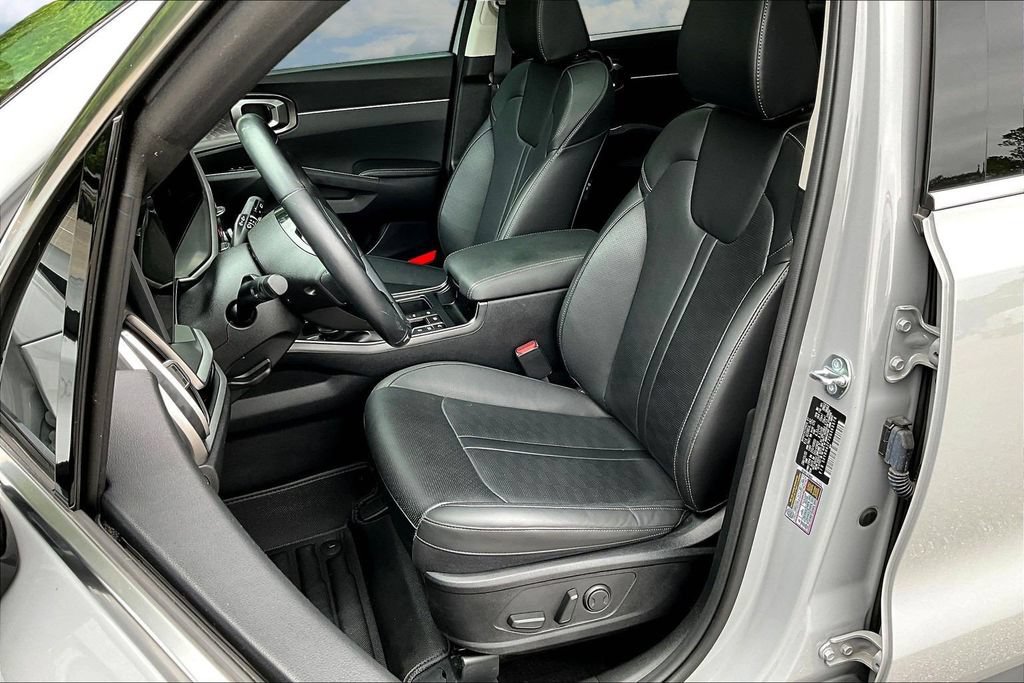 Used 2025 Kia Sorento EX w/ Panoramic Sunroof Package FWD image 23