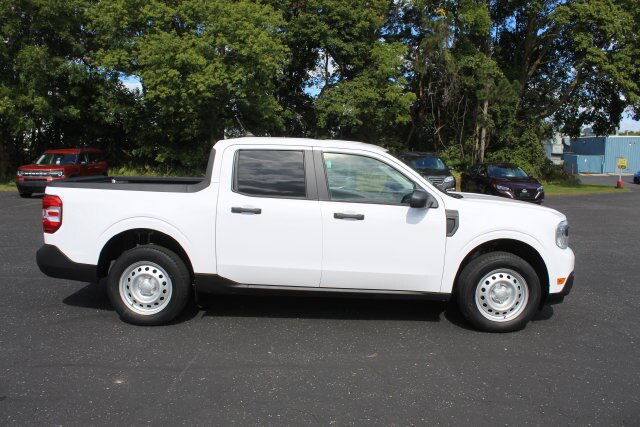 Certified 2022 Ford Maverick XL w/ Equipment Group 100A Standard AWD/4WD image 14