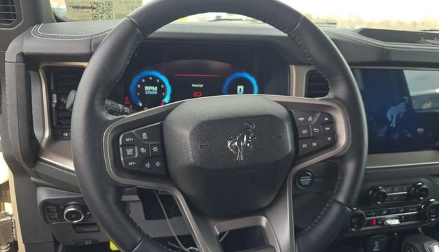 Certified 2025 Ford Bronco Outer Banks AWD/4WD image 8