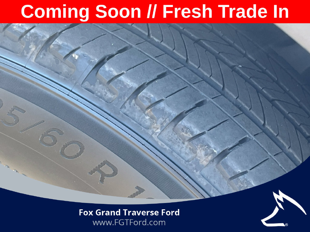 Certified 2025 Ford Escape ST-Line Select AWD/4WD image 7
