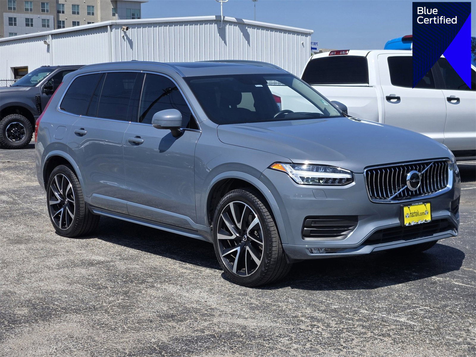 Used 2022 Volvo XC90 T6 Momentum w/ Advanced Package