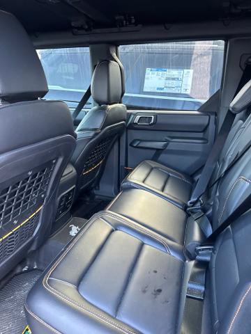 Certified 2024 Ford Bronco Badlands AWD/4WD image 6