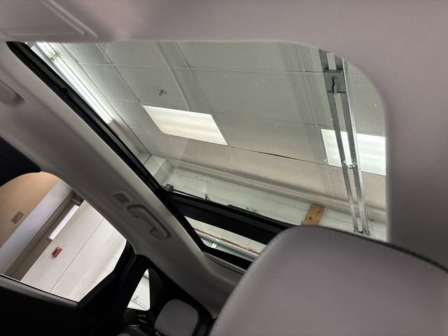 Certified 2025 Ford Escape SE w/ PHEV Premium Package image 23