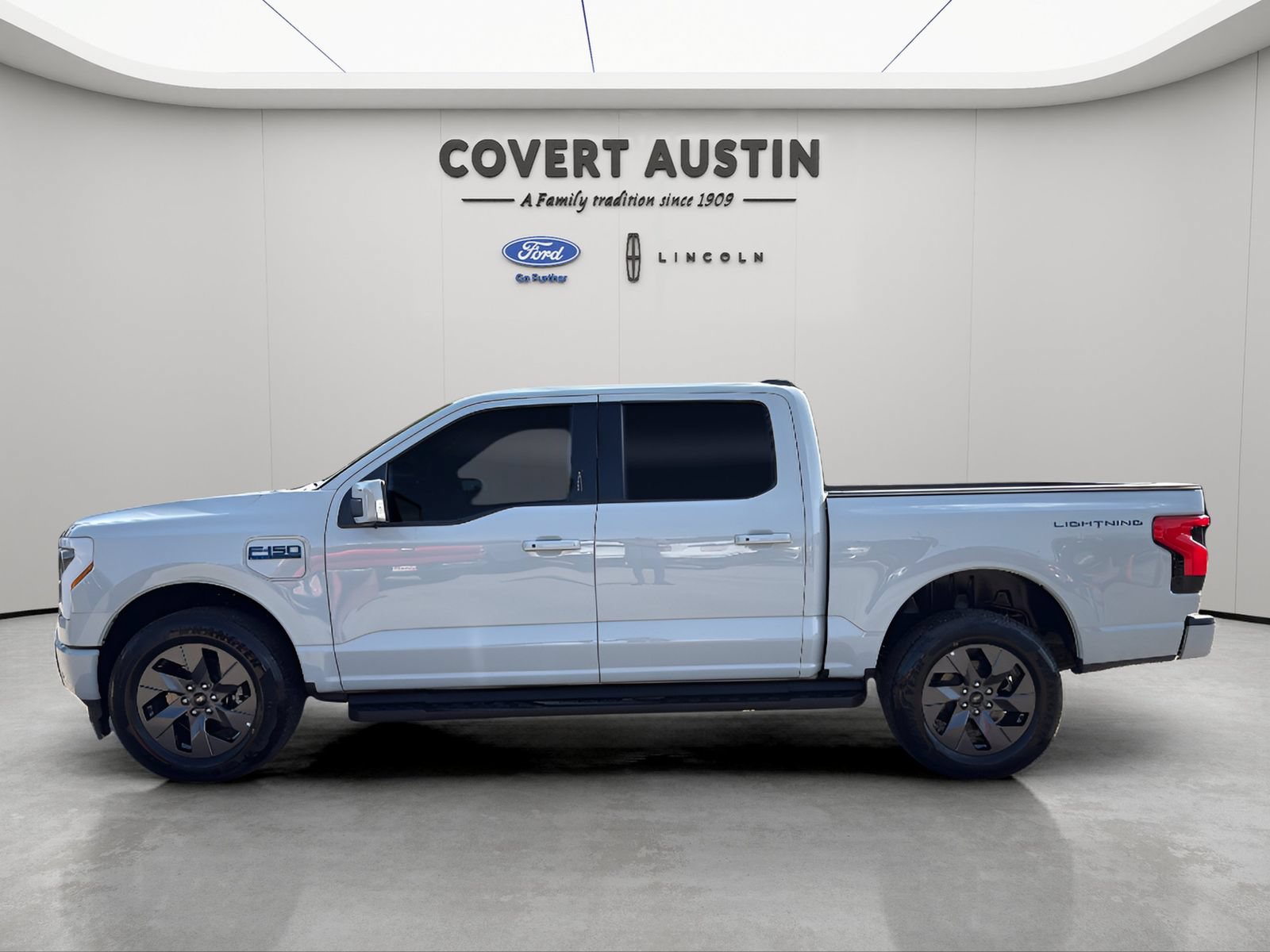 Certified 2024 Ford F150 Lightning Lariat AWD/4WD image 3