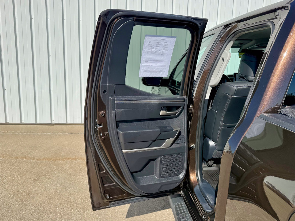 Used 2023 Toyota Tundra Limited AWD/4WD image 15