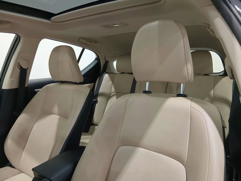 Used 2017 Lexus CT 200h 200h w/ Navigation System Package image 16