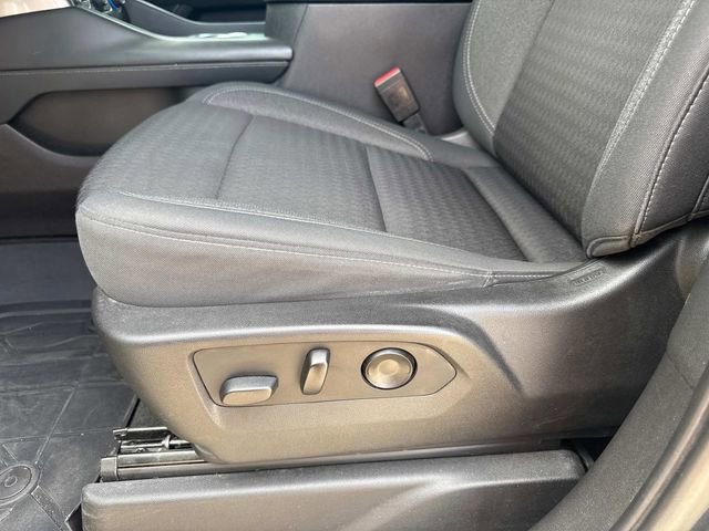 Used 2021 Chevrolet Suburban LS image 25