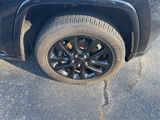 Used 2021 Jeep Grand Cherokee Laredo X image 12