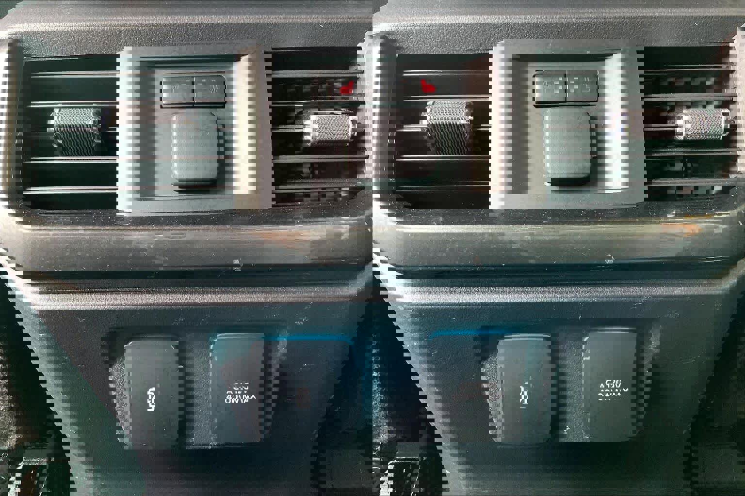 Certified 2021 Ford F150 Lariat w/ Equipment Group 502A High image 33