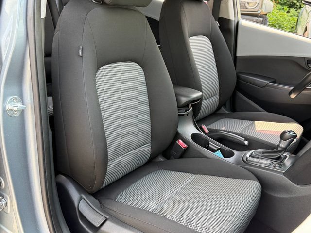 Used 2020 Hyundai Kona SEL Plus AWD/4WD image 34