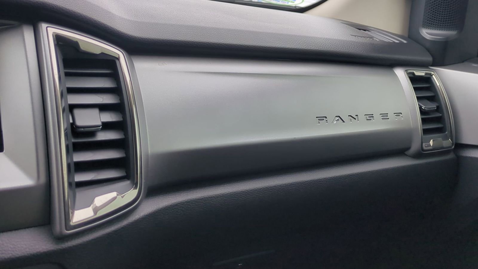 Certified 2019 Ford Ranger XLT w/ Equipment Group 301A Mid image 31