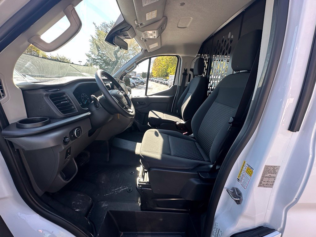 Certified 2025 Ford Transit 250 Low Roof w/ Exterior Upgrade Package RWD image 13