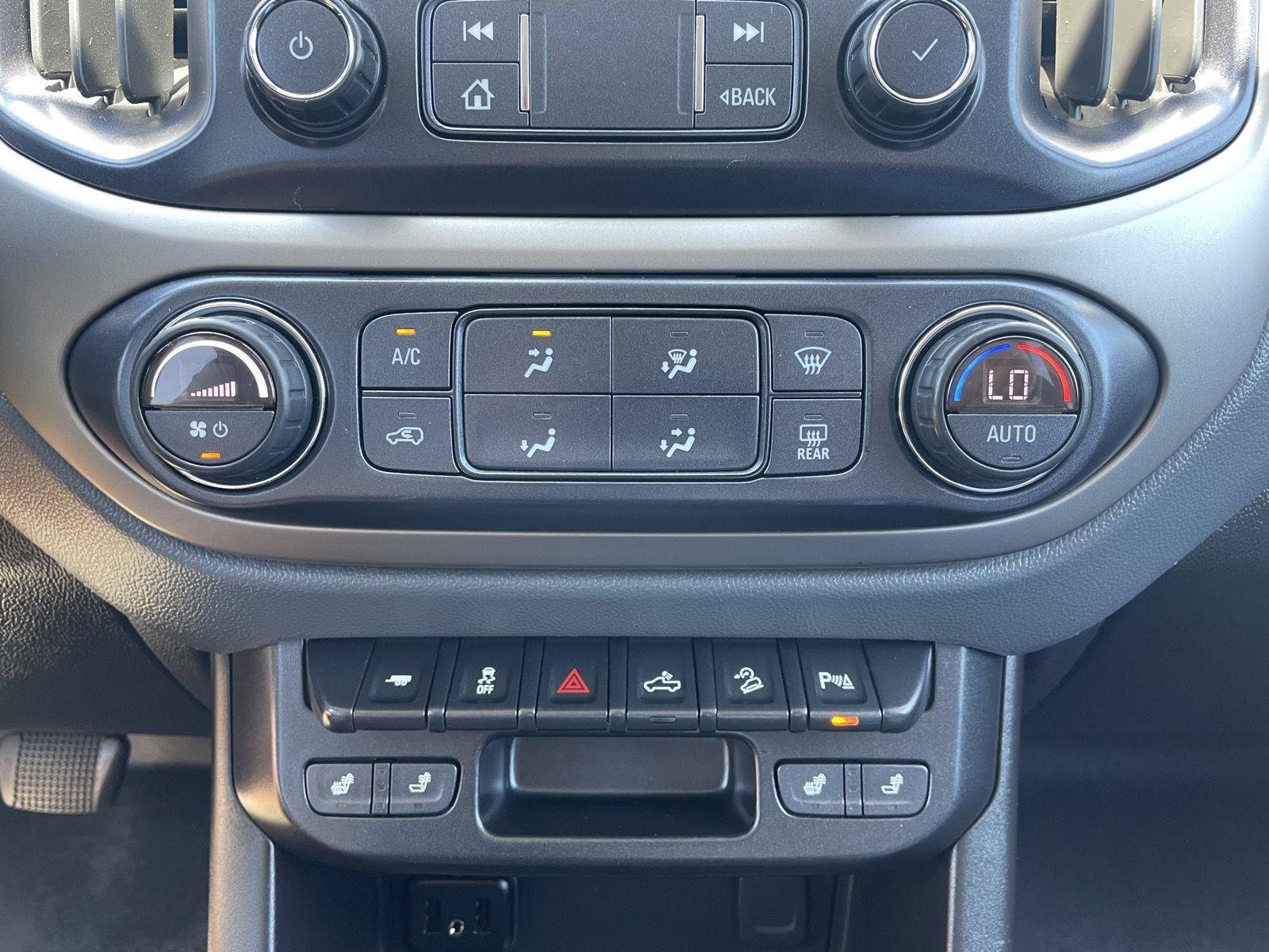 Used 2019 Chevrolet Colorado Z71 AWD/4WD image 25