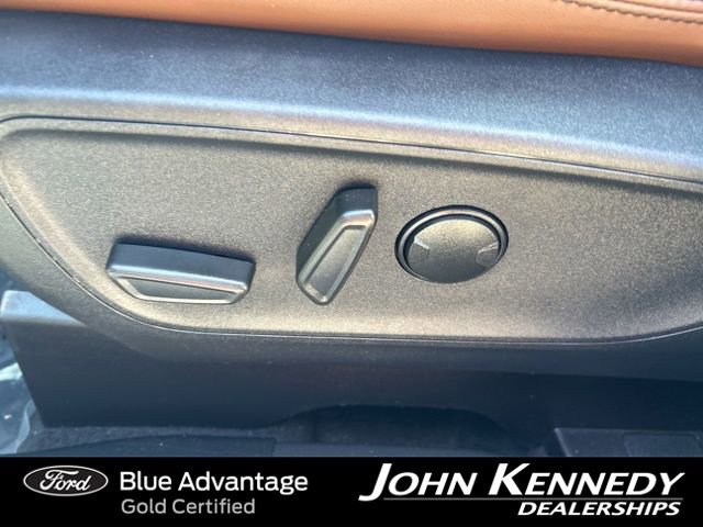 Certified 2025 Ford Bronco Sport Outer Banks w/ Outer Banks Tech Package+ AWD/4WD image 15