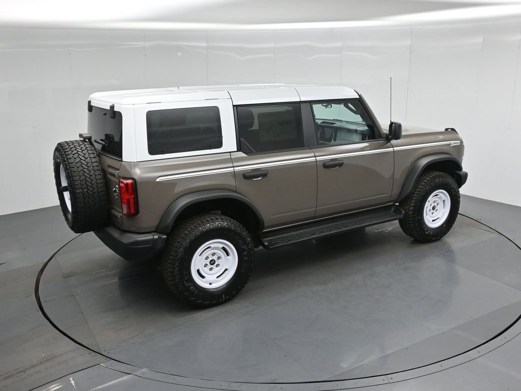Certified 2026 Ford Bronco Heritage Edition AWD/4WD image 42