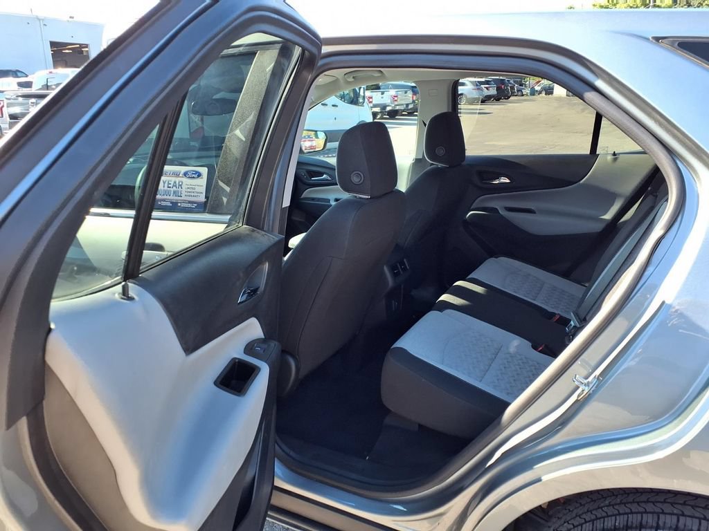Used 2023 Chevrolet Equinox LT FWD image 28