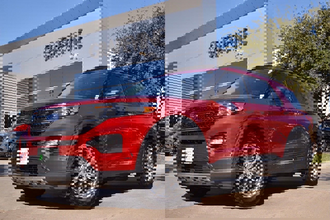 Certified 2022 Ford Explorer XLT w/ Equipment Group 202A