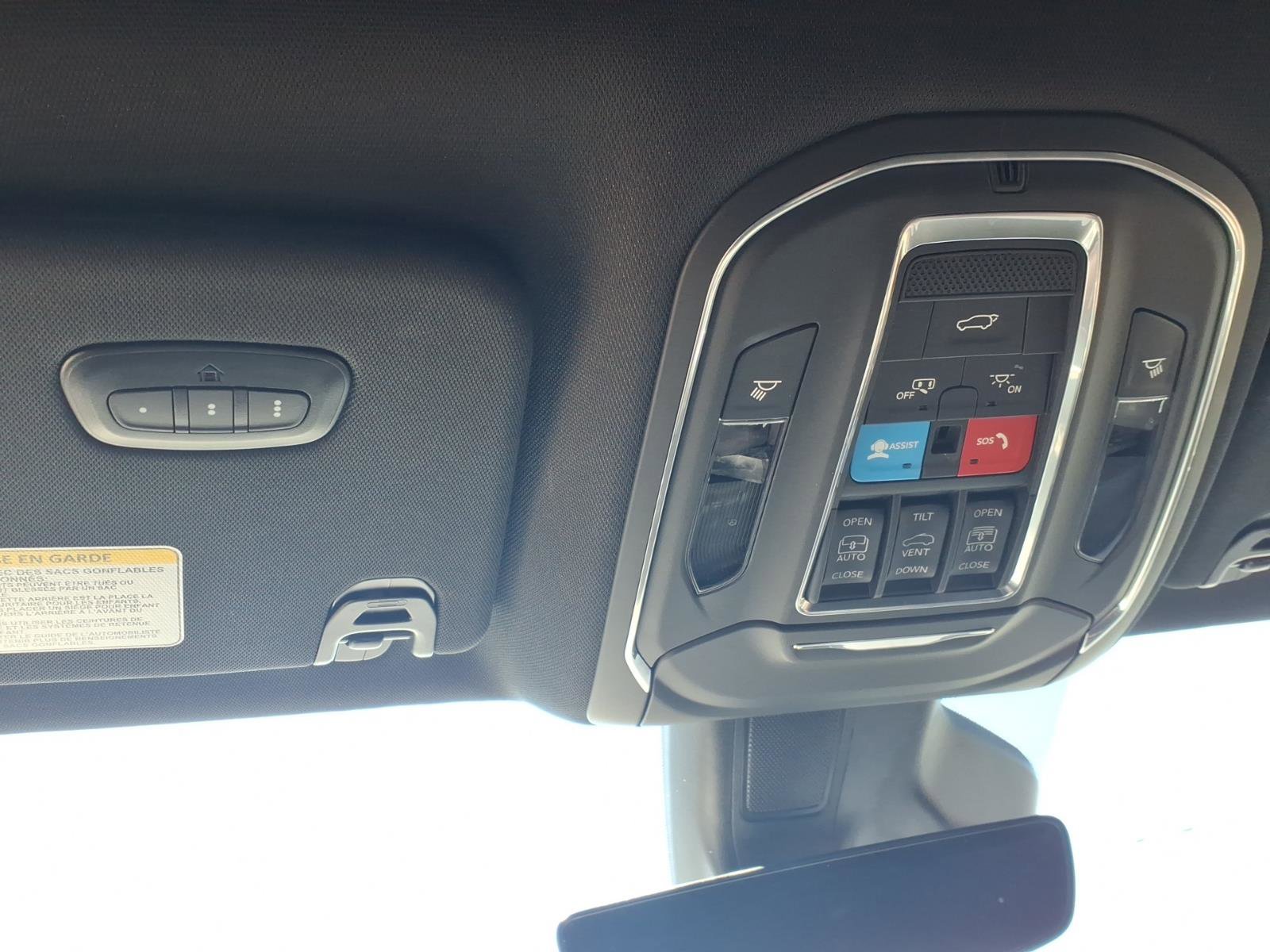 Used 2024 Jeep Wagoneer Series III w/ Premium Group I image 19