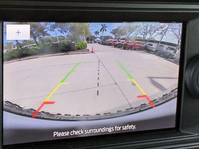 Certified 2022 Ford Bronco Base image 24