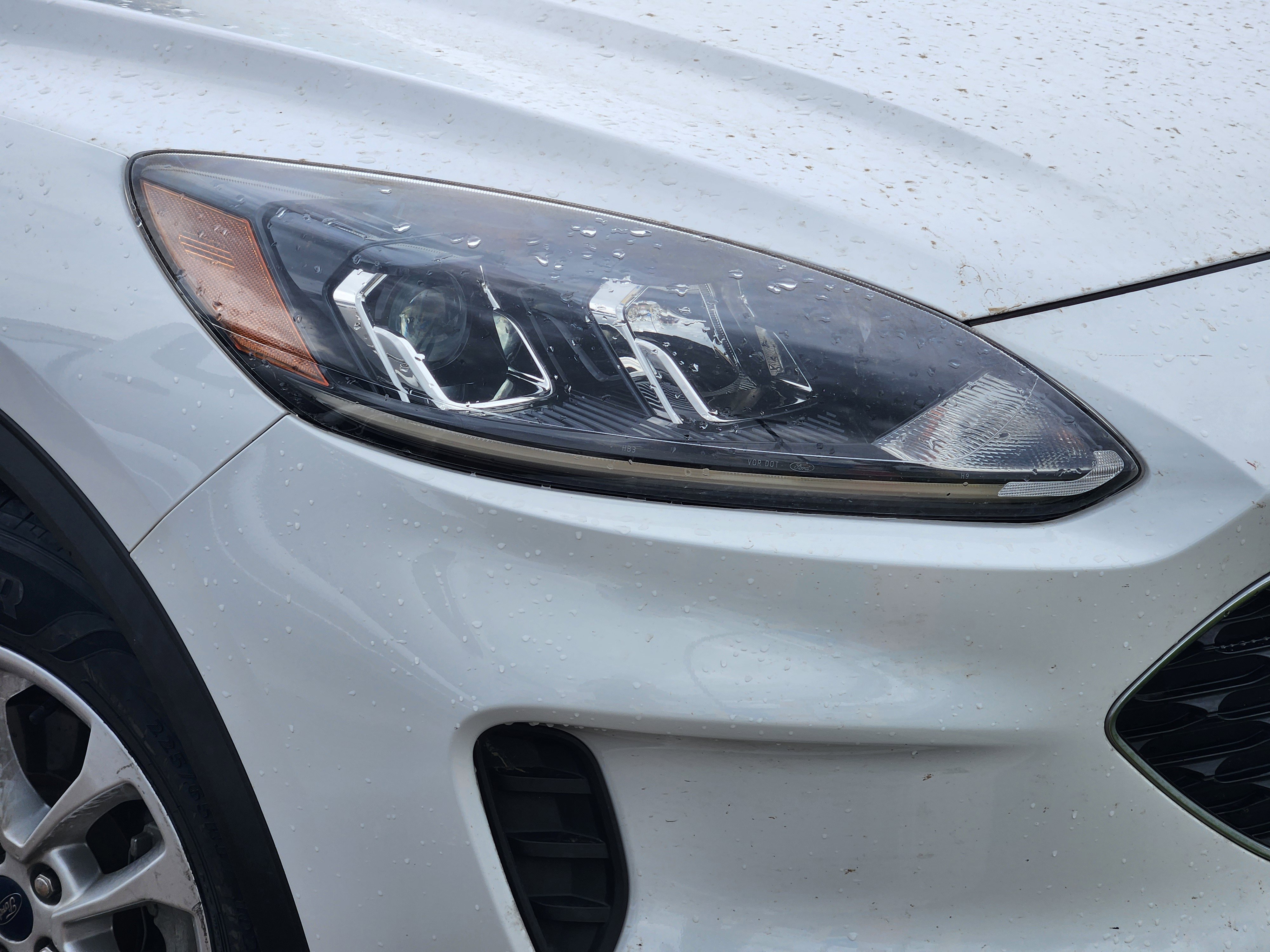 Certified 2020 Ford Escape SE image 5