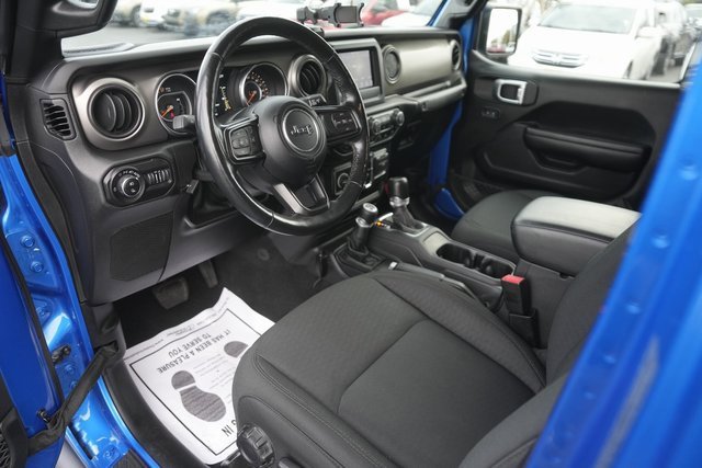 Used 2021 Jeep Gladiator Willys image 8